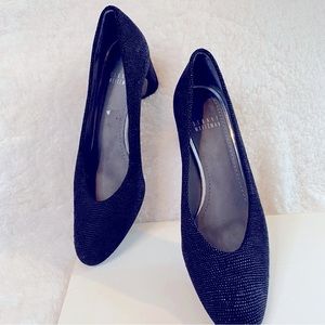 Stuart Weitzman Black Textured Heels Sz 7M EUC